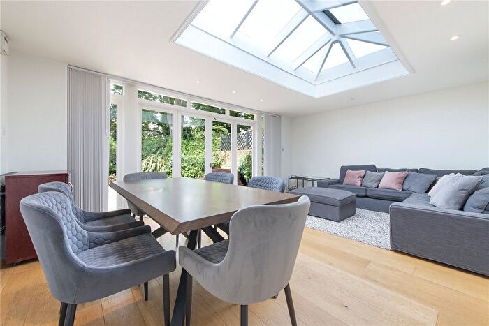 2 Bedroom Flat To Rent In Marlborough Place, St John's Wood, London, NW8