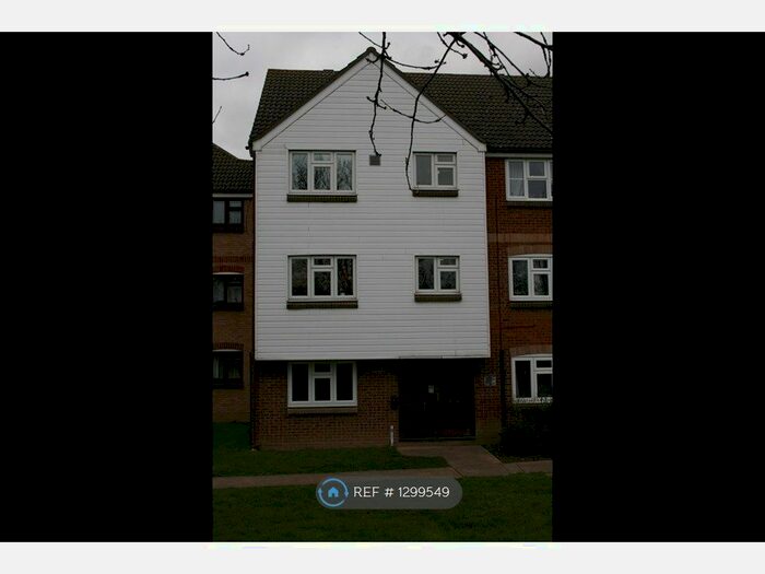 1 Bedroom Flat To Rent In Redmayne Drive, Chelmsford CM2