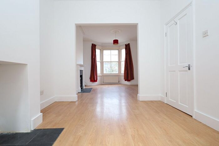 3 Bedroom Terraced House To Rent In Raleigh Road, SE20