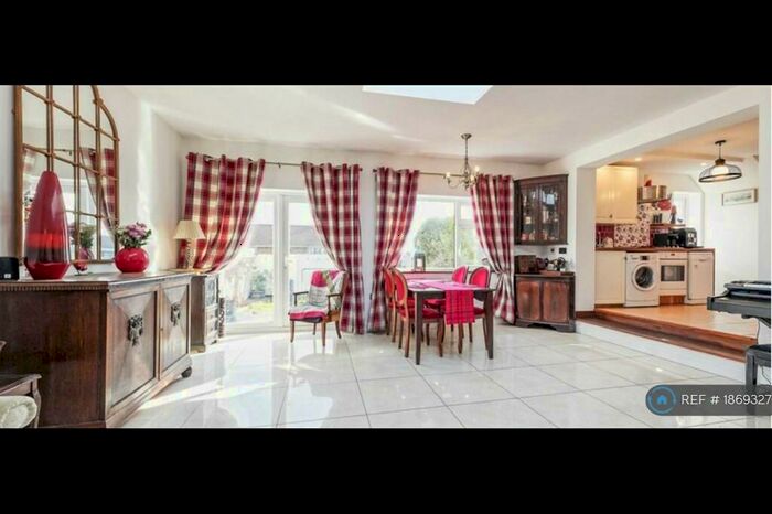 3 Bedroom Semi-Detached House To Rent In Shipman Avenue, Canterbury, CT2