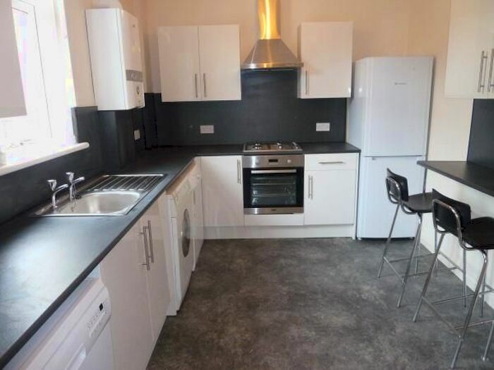 3 Bedroom Terraced House To Rent In Walker Road, East Quayside, Newcastle Upon Tyne, Tyne And Wear, NE6