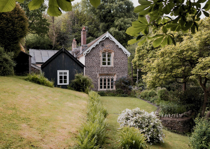 5 Bedroom Detached House For Sale In Druids Altar, Llangenny, Powys, NP8