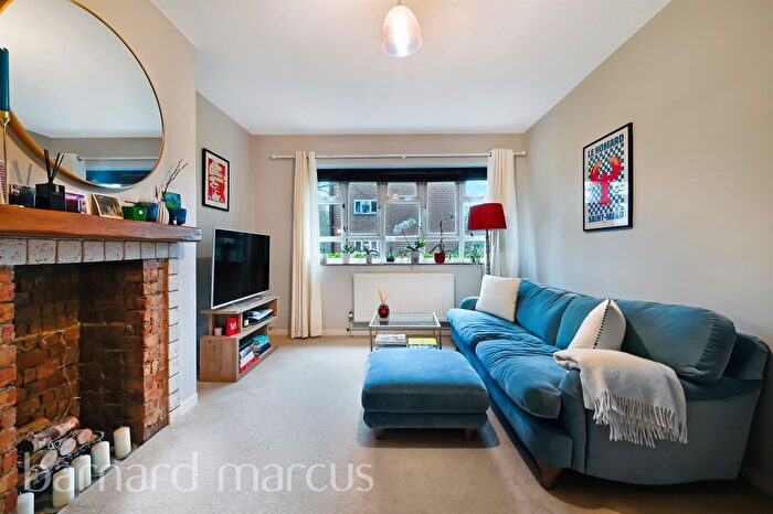 1 Bedroom Flat For Sale In Aldrington Road, London, SW16