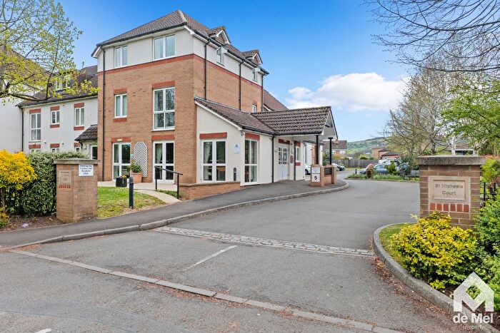 1 Bedroom Property For Sale In St Michaels Court, Cheltenham Road, Bishops Cleeve, Cheltenham, GL52