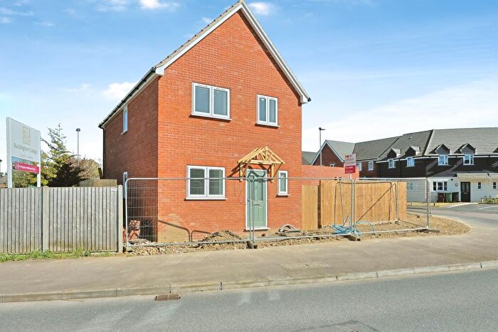 3 Bedroom Detached House For Sale In Lancaster Avenue, Carbrooke, Thetford, IP25