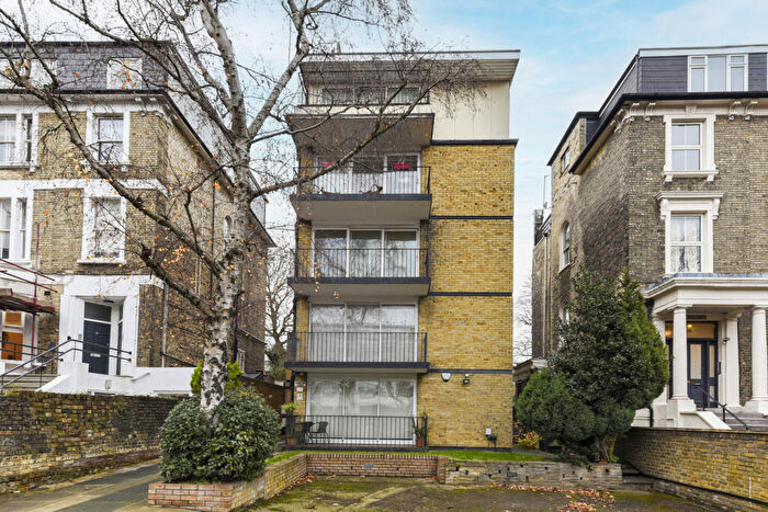 2 Bedroom Flat To Rent In Monkton House, A Haverstock Hill, NW3