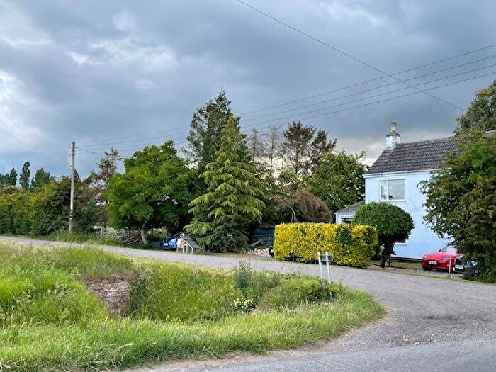 3 Bedroom Detached House For Sale In Thornton-Le-Fen, Lincoln, LN4