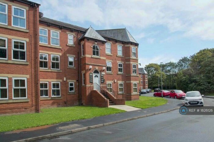 2 Bedroom Flat To Rent In Bridgewater Court, Leeds, LS6