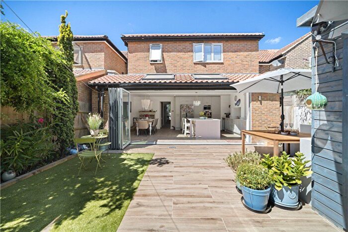 4 Bedroom Terraced House For Sale In Chester Road, Wimbledon Common, SW19