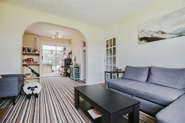 3 Bedroom Terraced House For Sale In Maynard Road, Hartcliffe, Bristol, BS13