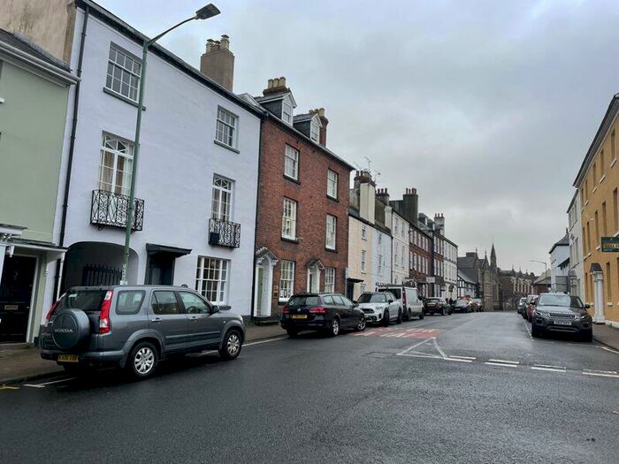 2 Bedroom Flat To Rent In St. James Street, Monmouth, NP25