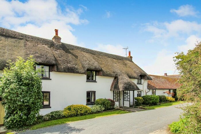 4 Bedroom Cottage To Rent In Water Meadow Lane, Wool, Wareham, Dorset, BH20