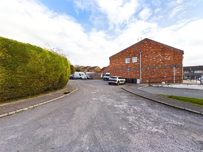 1 Bedroom Apartment To Rent In Middle Way, Chinnor, OX39
