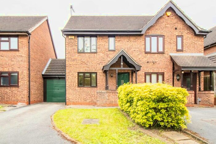 2 Bedroom Semi-Detached House To Rent In Deepdale Close, Gamston, Nottingham, Nottinghamshire, NG2