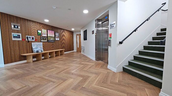 1 Bedroom Flat To Rent In Golden House, Guildford, GU1