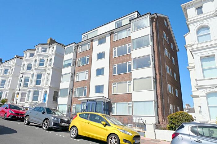 2 Bedroom Flat For Sale In South Cliff, Opposite Seafront, Eastbourne, BN20