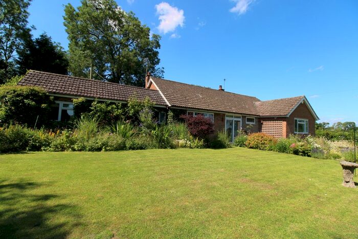 3 Bedroom Detached Bungalow For Sale In Watt Lane, Peatling Magna, Leicester, LE8