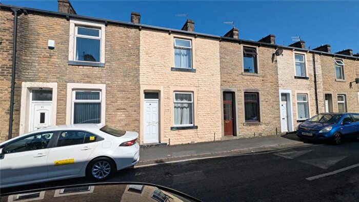 2 Bedroom Terraced House For Sale In Wynotham Street, Burnley, Lancashire, BB10
