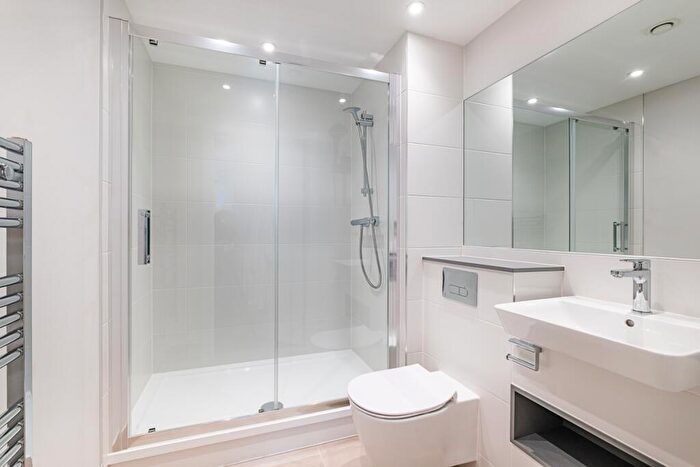 2 Bedroom Apartment To Rent In One Maidenhead, SL6