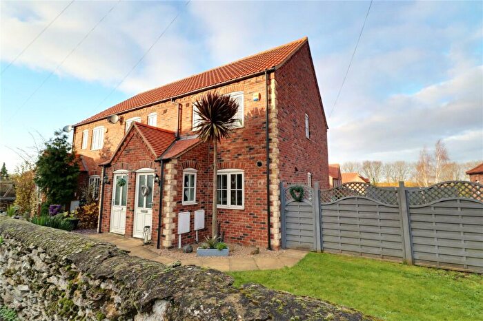 2 Bedroom End Of Terrace House For Sale In Dovecote Close, Snitterby, Gainsborough, Lincolnshire, DN21