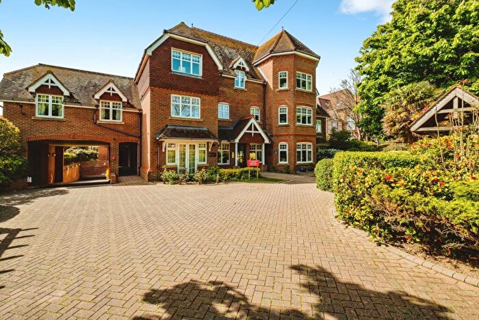 1 Bedroom Retirement Property For Sale In Wordsworth Road, Worthing, West Sussex, BN11