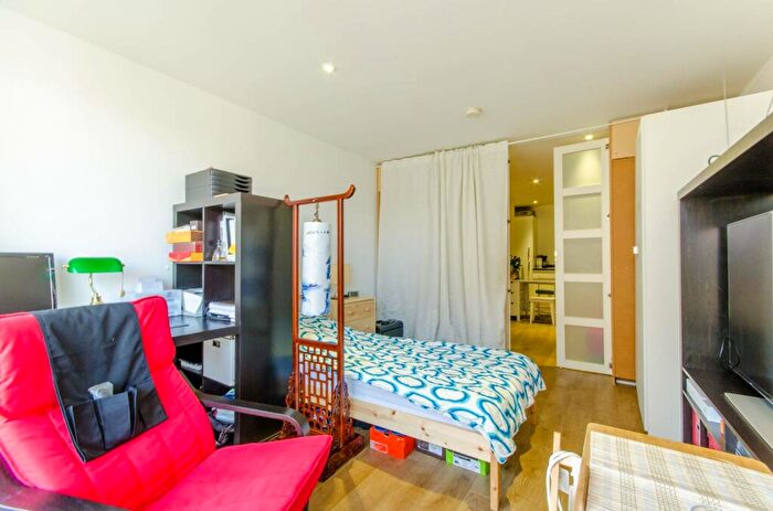 1 Bedroom Flat For Sale In New Festival Quarter, Poplar, London, E14