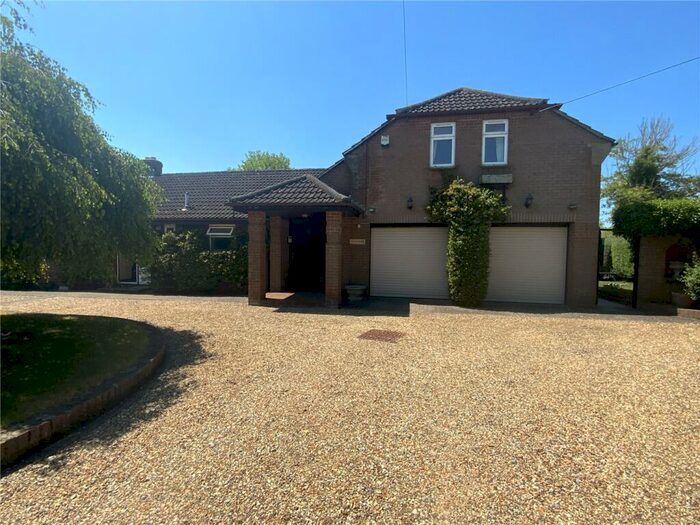 4 Bedroom Bungalow For Sale In Mill Road, Worton, Wiltshire, SN10