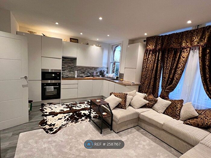 1 Bedroom Flat To Rent In Rectory Grove, Croydon, CR0