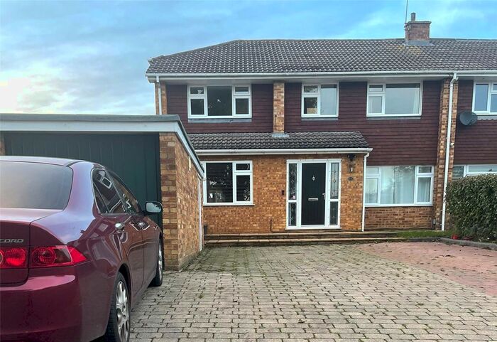 4 Bedroom Semi-Detached House To Rent In Colemans Moor Road, Woodley, Berkshire, RG5