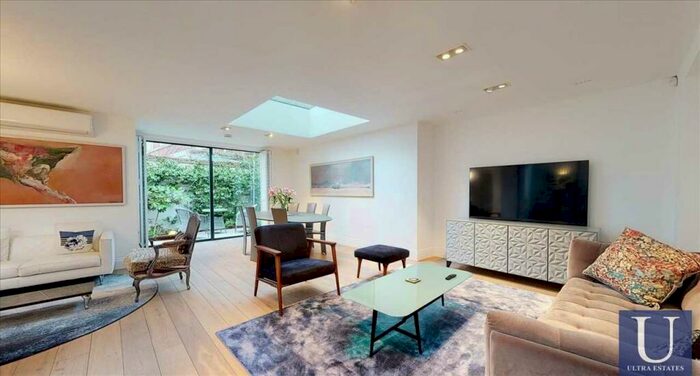 5 Bedroom House To Rent In Acacia Gardens, London, NW8