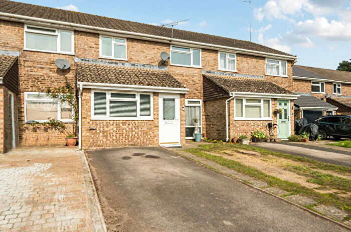 3 Bedroom Terraced House For Sale In Broomfield Road, Whitehill, Bordon, Hampshire, GU35