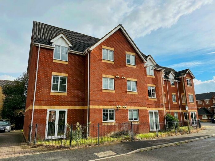 2 Bedroom Apartment To Rent In Troy Close, Headington, OX3