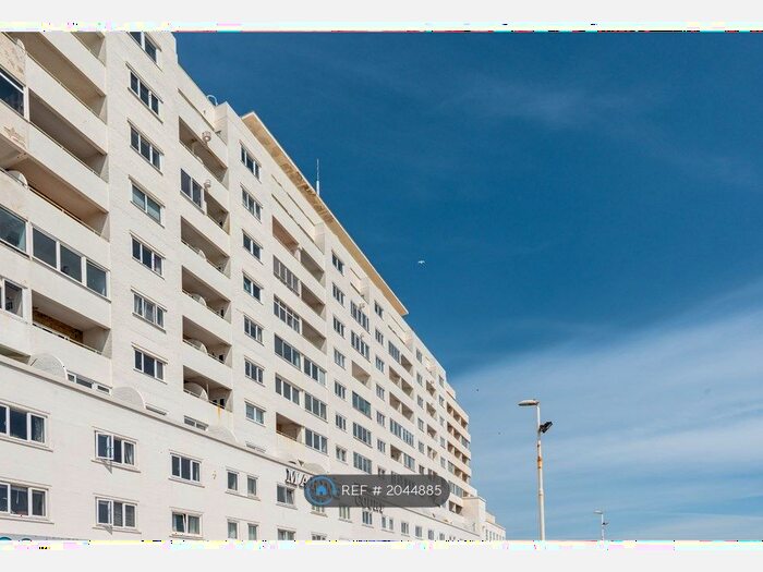 1 Bedroom Flat To Rent In Marine Court, St. Leonards-On-Sea, TN38