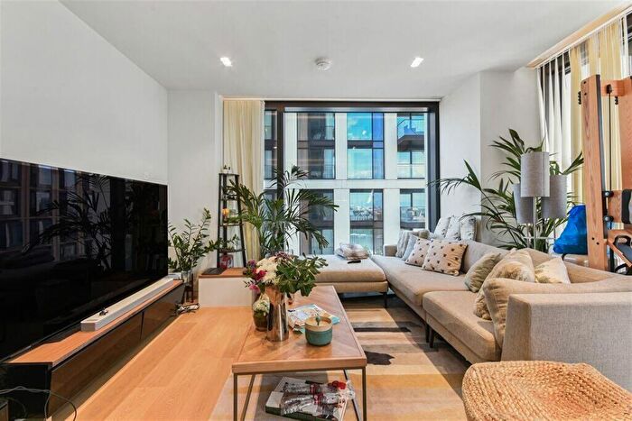 2 Bedroom Flat To Rent In Casson Square, Southbank Place, SE1