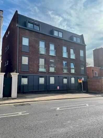 Studio To Rent In Windsor, Berkshire, SL4