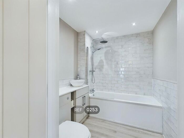 2 Bedroom Apartment To Rent In Old Mission Hall, Southgate, Hornsea, HU18