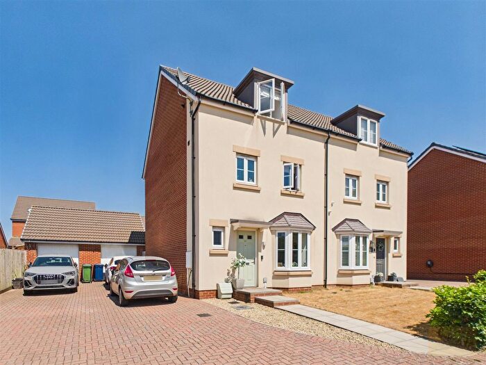 4 Bedroom Semi Detached House For Sale In Spinners Road, Brockworth, Gloucester, GL3