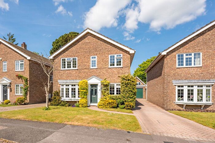 4 Bedroom Detached House For Sale In Noads Close, Dibden Purlieu, SO45