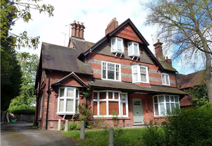 1 Bedroom Flat To Rent In Redlands Road, Reading, Berkshire, RG1