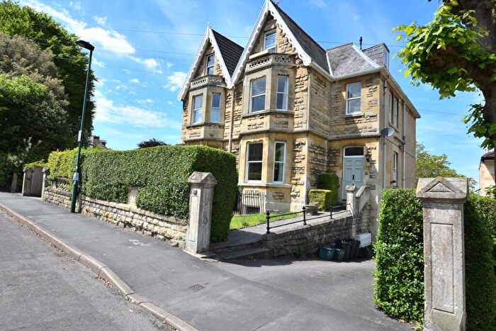 2 Bedroom Apartment To Rent In Bloomfield Park, Bath, Somerset, BA2