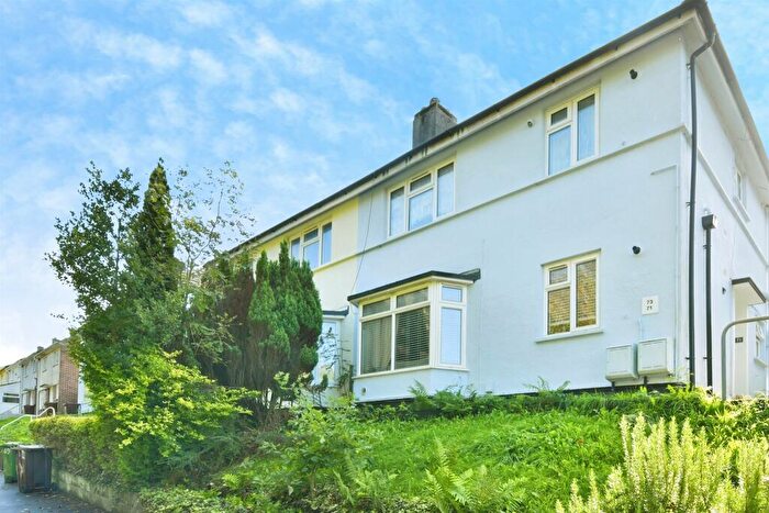 1 Bedroom Flat For Sale In Rothesay Gardens, Plymouth, PL5