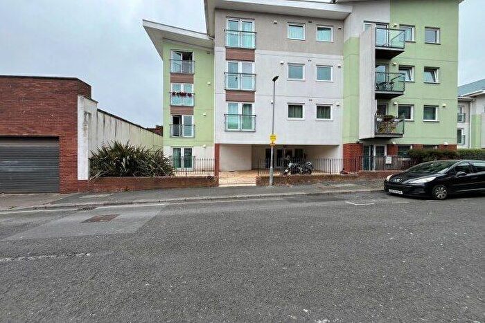 1 Bedroom Flat To Rent In Verney Street, Exeter, EX1