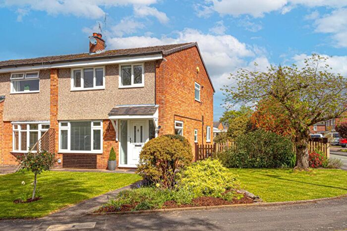 3 Bedroom Semi Detached House For Sale In Booth Road, Hartford, CW8