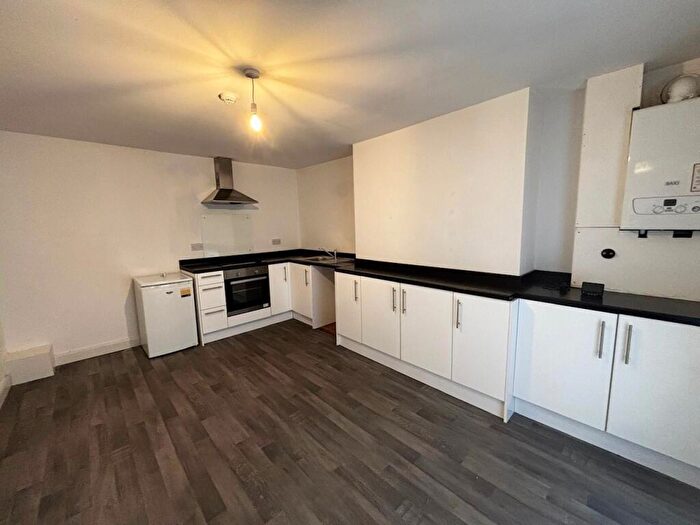 2 Bedroom Flat To Rent In West Derby Road, Tuebrook, L6