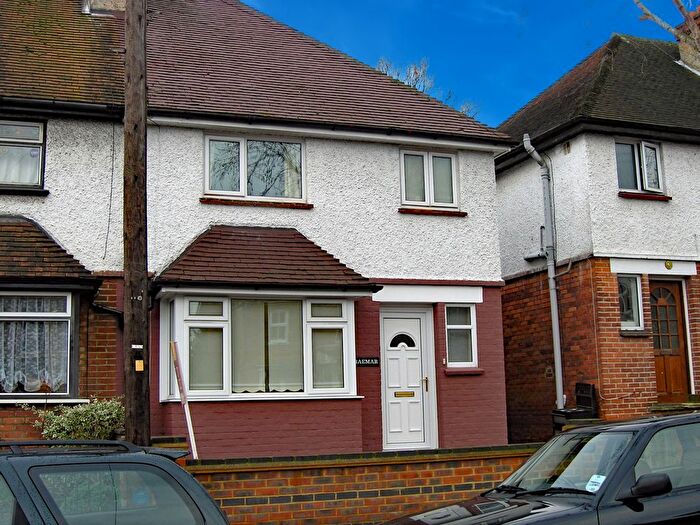 3 Bedroom End Of Terrace House To Rent In Waverley Road, Reading, RG30