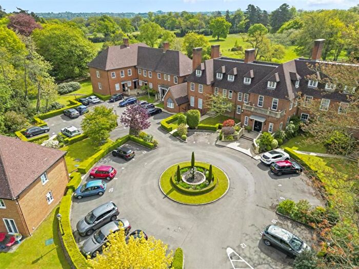 2 Bedroom Maisonette To Rent In Seven Hills Road, Iver, SL0