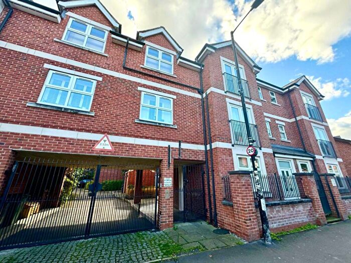 2 Bedroom Flat To Rent In The Forge, Beech Road, M21