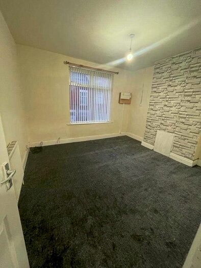 3 Bedroom Flat To Rent In Keythorpe Street, Leicester, LE2