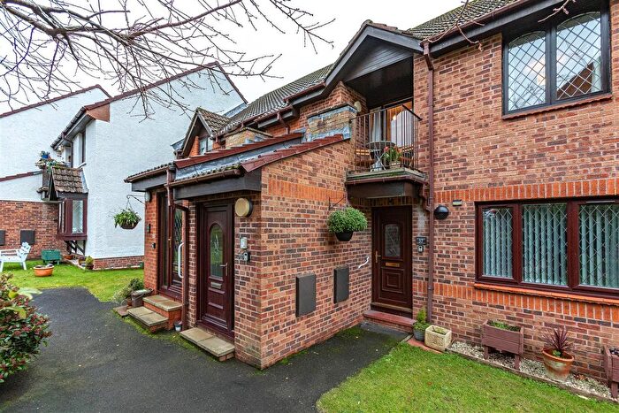 1 Bedroom Flat For Sale In Kingsknowes Village, Galashiels, TD1