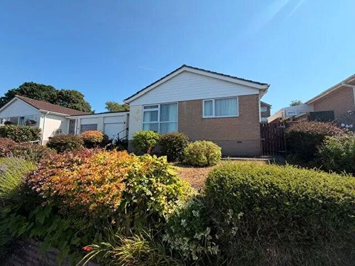 3 Bedroom Detached Bungalow For Sale In Kilnford Road, Kingsteignton, Newton Abbot, Devon., TQ12